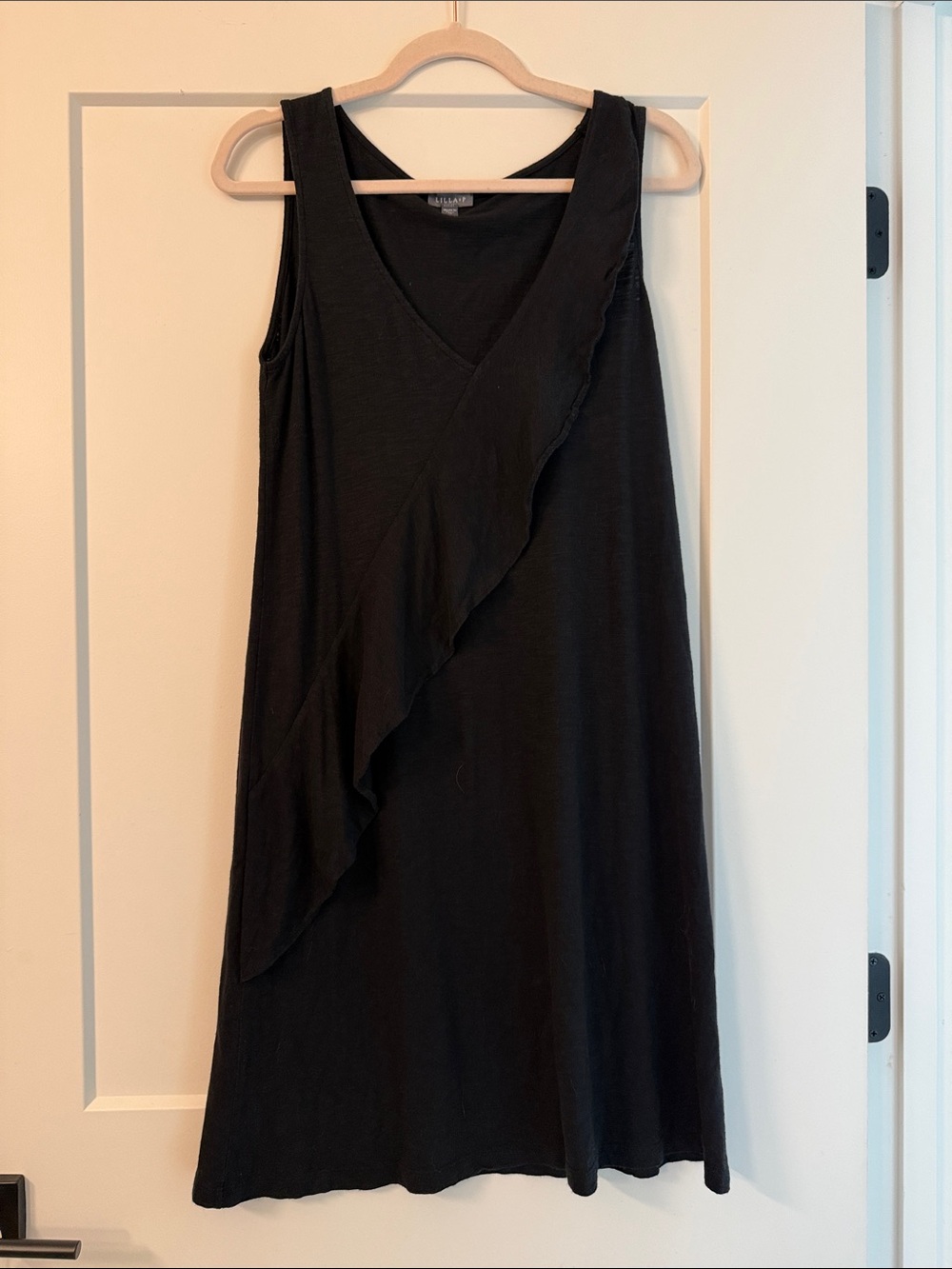 Lilla P Black Sleeveless V-Neck Ruffle-Trim A-Line Dress